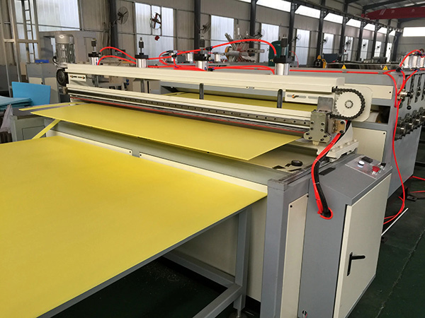 PP hollow grid plate production line